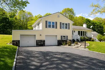 21 Homer Place, Poughkeepsie, NY 12603 - Photo 2