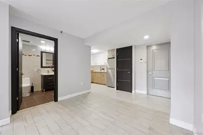 35-20 146th Street #3B, Flushing, NY 11354 - Photo 8