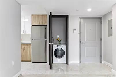 35-20 146th Street #3B, Flushing, NY 11354 - Photo 2