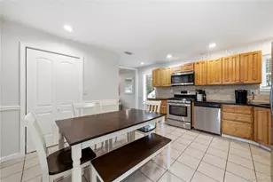 237 Woodlawn Ave, Saint James, NY 11780 - Photo 10