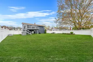 110 Stephen Rd, Bayport, NY 11705 - Photo 8