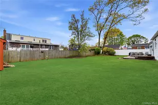 1333 13th St, West Babylon, NY 11704 - Photo 24