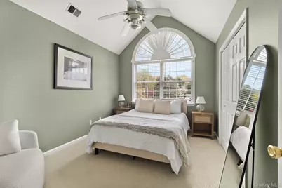 251 Oakwood Road, Oakdale, NY 11769 - Photo 26