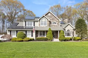 251 Oakwood Rd, Oakdale, NY 11769 - Photo 2