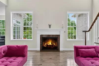 10 W Van Buren Way, Hopewell Junction, NY 12533 - Photo 6