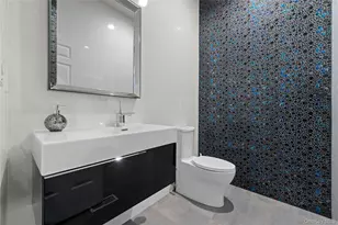 10 Kensington Cir, Manhasset, NY 11030 - Photo 16
