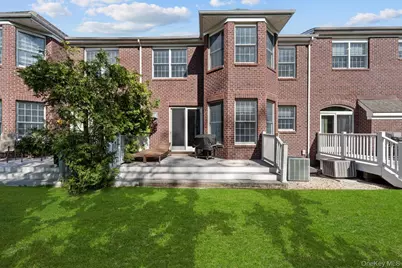 10 Kensington Circle, Manhasset, NY 11030 - Photo 30