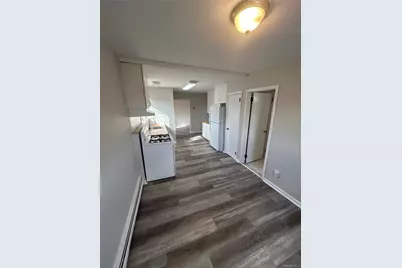 944 Union Street #B, Bohemia, NY 11716 - Photo 4