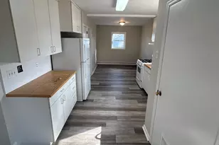 944 Union St, Bohemia, NY 11716 - Photo 2