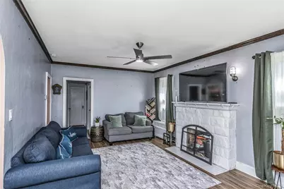 81 Midwood Street, Valley Stream, NY 11580 - Photo 4