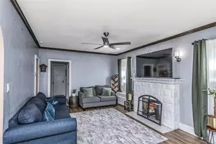 81 Midwood St, Valley Stream, NY 11580 - Photo 4
