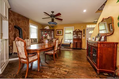 35 Cooke Avenue, Holtsville, NY 11742 - Photo 8