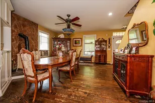 35 Cooke Ave, Holtsville, NY 11742 - Photo 8