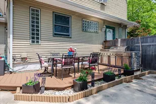 35 Cooke Ave, Holtsville, NY 11742 - Photo 26