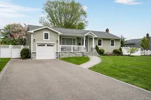 17 Furwood Dr, East Northport, NY 11731 - Photo 2