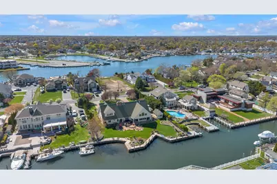 227 W Islip Road, West Islip, NY 11795 - Photo 44