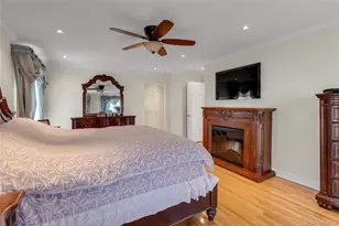 227 W Islip Rd, West Islip, NY 11795 - Photo 26