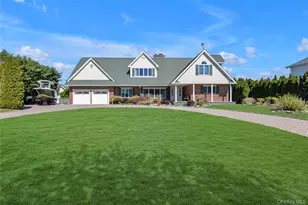 227 W Islip Rd, West Islip, NY 11795 - Photo 2