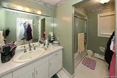 17 E Stemmer Lane, Suffern, NY 10901 - Photo 18