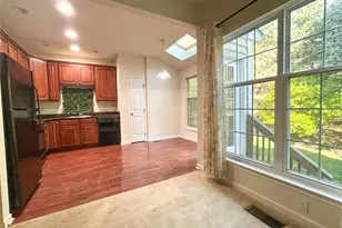1063 Dutcher Dr, Fishkill, NY 12524 - Photo 4