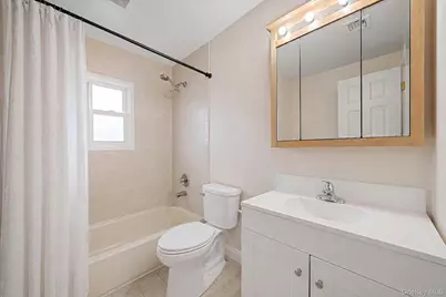 8 Gaymor Lane, Farmingville, NY 11738 - Photo 18