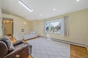 8 Gaymor Ln, Farmingville, NY 11738 - Photo 6