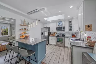 20 Middle Island Rd, Middle Island, NY 11953 - Photo 8