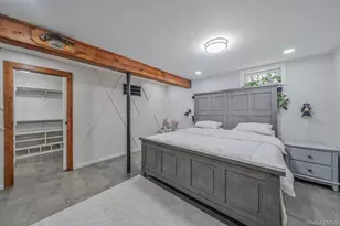 20 Middle Island Rd, Middle Island, NY 11953 - Photo 26