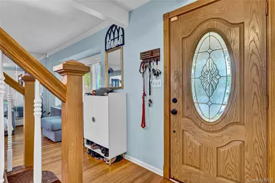 138 Norman Drive, East Meadow, NY 11554 - Photo 4