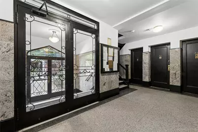 6812 Burns Street #A3, Forest Hills, NY 11375 - Photo 10