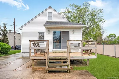 219 Oakview Avenue, Oceanside, NY 11572 - Photo 22