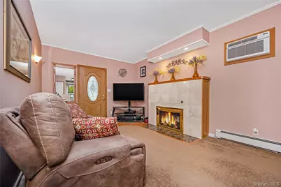 219 Oakview Avenue, Oceanside, NY 11572 - Photo 4