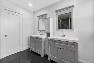 121 Marietta Avenue, Hawthorne, NY 10532 - Photo 30
