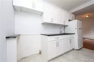 104-33 88th Ave, Richmond Hill, NY 11418 - Photo 12