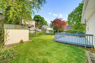 42 Beverly Rd, Yonkers, NY 10710 - Photo 38