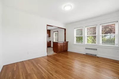 42 Beverly Road, Yonkers, NY 10710 - Photo 12
