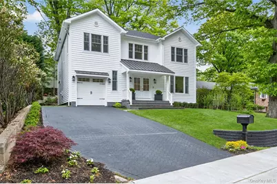 5 Pepperday Avenue, Port Washington, NY 11050 - Photo 2