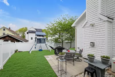 22 Madison Street, Port Washington, NY 11050 - Photo 22