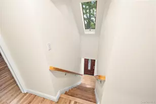 61 S Bay Ave, Massapequa, NY 11758 - Photo 22