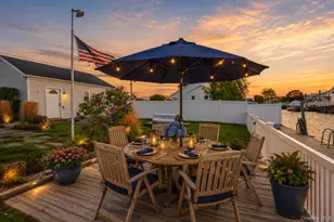 61 S Bay Ave, Massapequa, NY 11758 - Photo 34