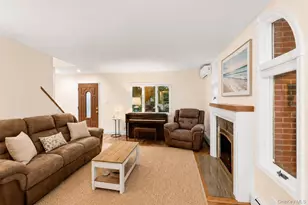 61 S Bay Ave, Massapequa, NY 11758 - Photo 14
