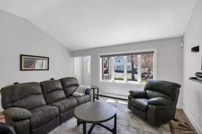 3 Liberty Street, Hampton Bays, NY 11946 - Photo 10