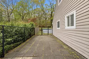 164 Rosemont Ave, Farmingville, NY 11738 - Photo 30