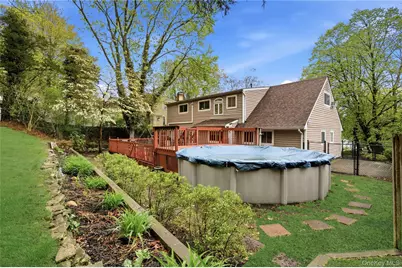 164 Rosemont Avenue, Farmingville, NY 11738 - Photo 32