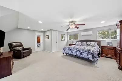 164 Rosemont Avenue, Farmingville, NY 11738 - Photo 26