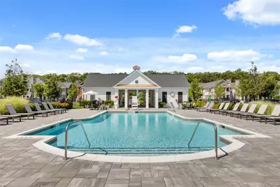 32 Michael Lane, East Islip, NY 11730 - Photo 22