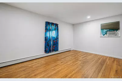 72 Rockland Avenue, West Babylon, NY 11704 - Photo 6