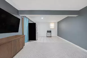 72 Rockland Ave, West Babylon, NY 11704 - Photo 18