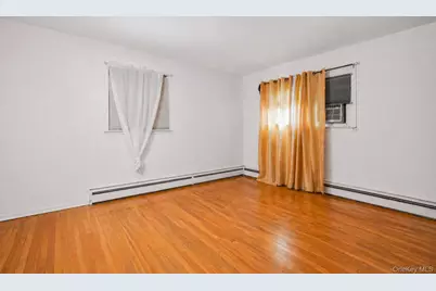 72 Rockland Avenue, West Babylon, NY 11704 - Photo 12