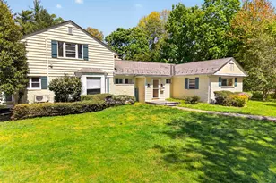 77 Merrivale Rd, Great Neck, NY 11020 - Photo 2